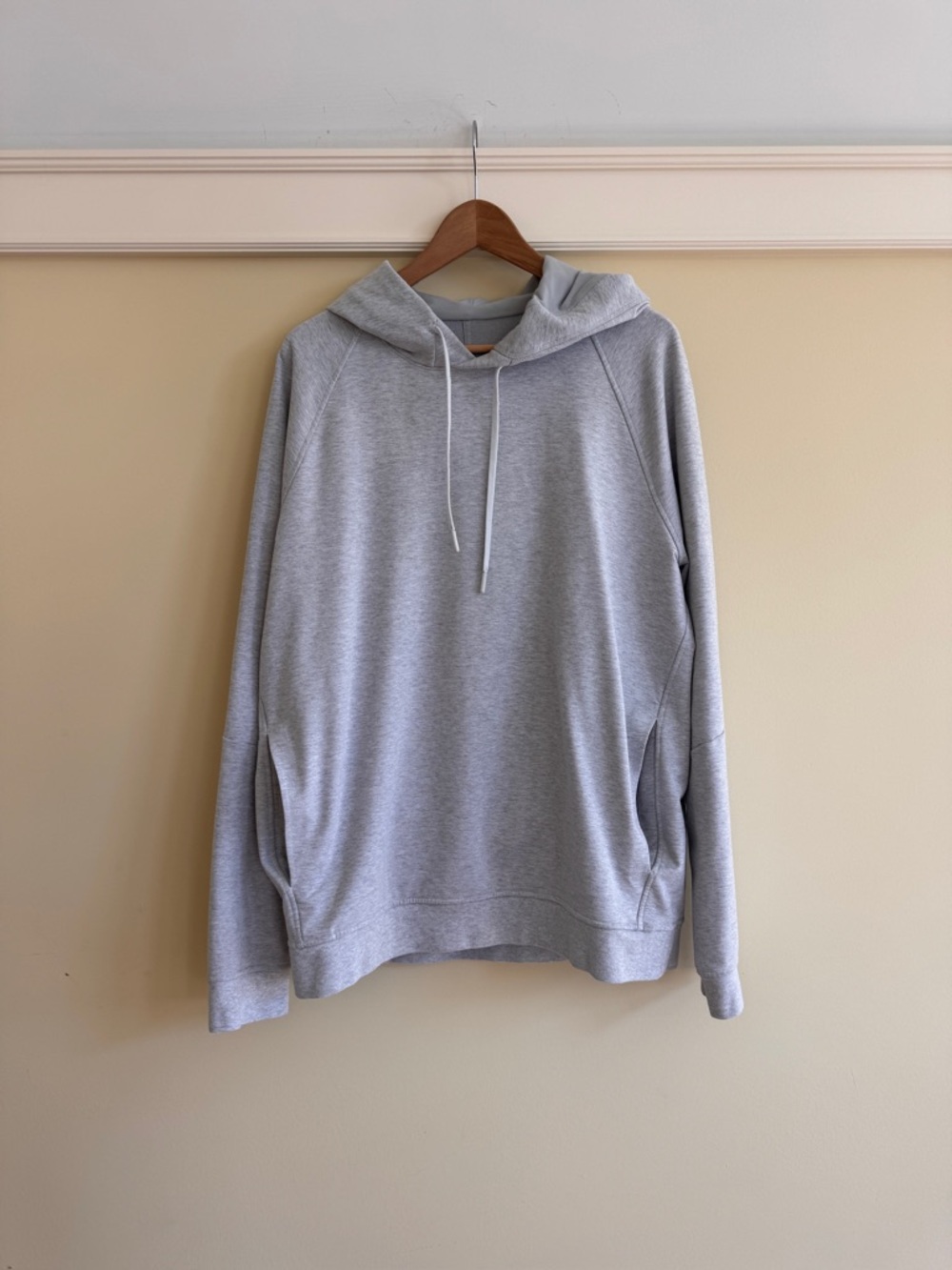 lululemon athletica Light Gray Men's Pullover Hoodie